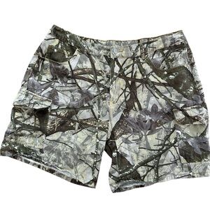 Vintage Y2K Skater Men’s Camouflage Cargo Shorts‎ Size XXL Retro Camo Cargo